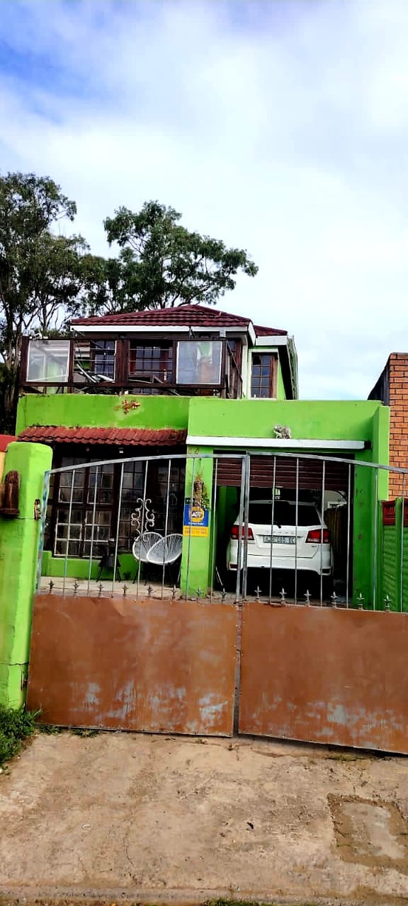 4 Bedroom Property for Sale in Amalinda Eastern Cape